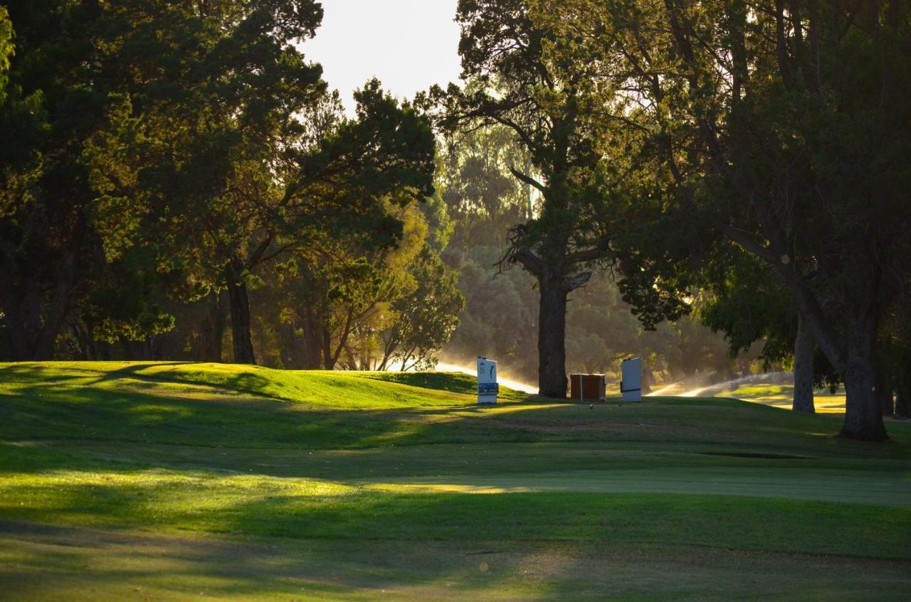 Renmark Country Club Luaran gambar
